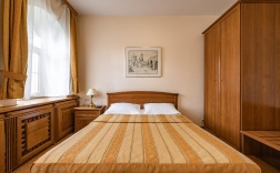 Номер стандарт с 1 двуспальной кроватью в Сретенская