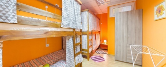 Место в общем четырехместном номере в Белые ночи у Садовой