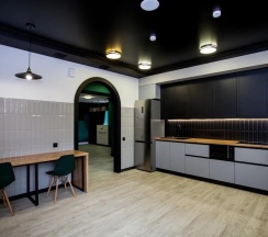 Кровать в общем мужском номере с 3 двухъярусными кроватями (общие удобства) в Сириус