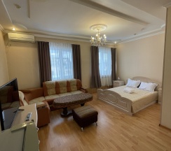 Полулюкс в Сити