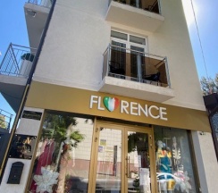 Двухместный номер с 1 двуспальной кроватью и дополнительной кроватью в Hotel La V