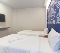 Двухместный номер Deluxe двуспальная кровать в Kitez Hotel & Bunkz - Hostel