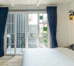 Двухместный номер Standard с балконом двуспальная кровать в White Ivory Bed & Breakfast