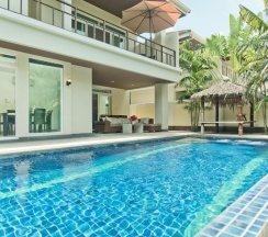 Вилла с 4 комнатами в Tropicana Pool Villa