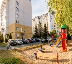 Номер Executive с балконом и с красивым видом из окна в Квартира 2-к в самом центре в новом доме на Ленина 7Б от RentAp, 5 сп.мест