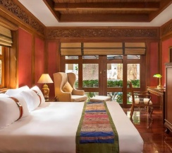 Вилла с 3 комнатами в The Davis Bangkok Hotel