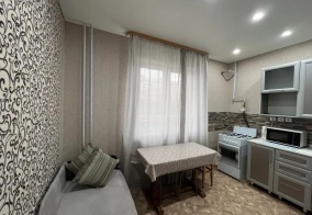 Апартаменты Apartments Live Here, district Entuziastov, bld.1 в Ямало-Ненецком автономном округе