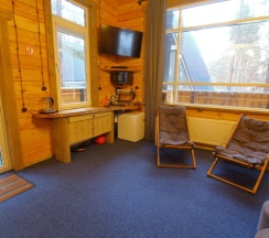 Коттедж с красивым видом из окна в Glamping_07