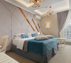 Улучшенный номер c 1 кроватью или 2 раздельными в Author Boutique Hotel