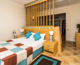 Полулюкс с балконом и с красивым видом из окна в Seagull Beach Resort Families & Couples Only - All Inclusive