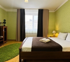Трёхместные апартаменты c 1 комнатой в Квартира Right Room на Баумана 5а