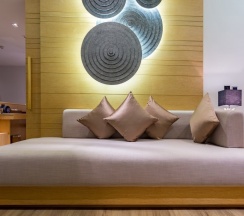 Вилла Pool Семейная в Crest Resort & Pool Villas