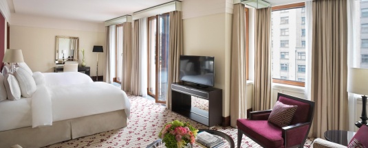 Номер Премьер Твин в Four Seasons Hotel Moscow