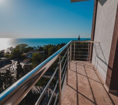 2-комнатный номер стандарт с 1 односпальной и 1 двуспальной кроватью в Анапа