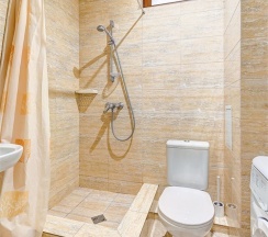 Двухкомнатный с кухней в Лэнсис