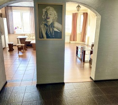 3-комнатные апартаменты улучшенные в Top House (Топ Хаус) на улице Родионова 165 корпус 8