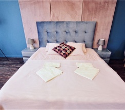 Люкс с одной кроватью размером King Size с окном (Отель Мёд) в Мёд & Маяк