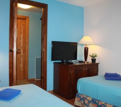 2 местный номер в Свирская