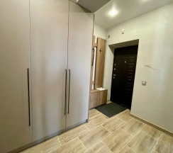 Апартаменты c 1 комнатой с балконом в Людмила