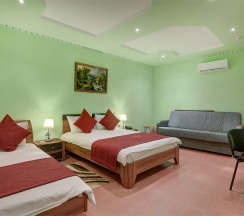 Первая категория-семейный номер в Олимпия