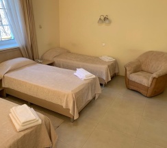 Комфорт трехместный в Maks haus