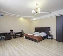 Номер Deluxe с балконом и с красивым видом из окна в Luxury house