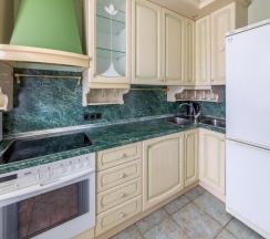 2-комнатные апартаменты люкс в ApartLux (АпартЛюкс) на улице Большая Спасская 8