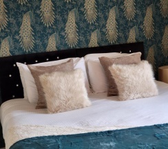 Апартаменты с 3 комнатами в 3 Bedroom Aprtmt at Sensational Stay Serviced Accommodation Aberdeen- Froghall Avenue