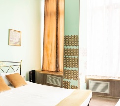 Трехместный  семейный номер в Круиз