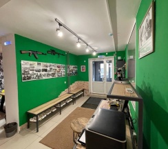 Койко-место в общем оранжевом номере в Ижстория