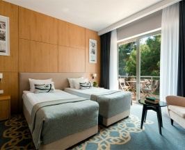 Стандарт 4* с балконом (корпус №7,4,5,2) в Приморье Grand Resort