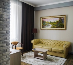 Семейный люкс двухкомнатный в Софийские вершины