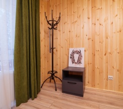 Семейный люкс с балконом в Брусника