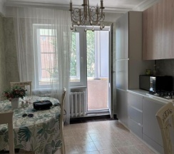 🏢 Просторная 3-комнатная квартира в центре Махачкалы – идеальный выбор для командировочных и семейных пар! в Как Дома 05