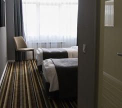 Двухместный номер "Делюкс" с 2 отдельными кроватями в Concept Hotel