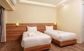 Семейный номер Deluxe в Calinton Hotel