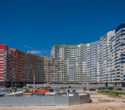 Апартаменты с балконом и с красивым видом из окна в Апартаменты Appartement De Luxe Дуэт