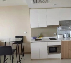 Апартаменты c 1 комнатой с балконом и рядом с пляжем в The Riviera Wongamat Hong Apartment