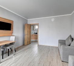 Номер люкс с балконом в Sea Family Resort & SPA