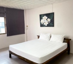 Двухместный номер Standard с балконом двуспальная кровать в No.7 Guesthouse