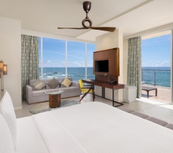 Полулюкс в Radisson Blu Resort Galle