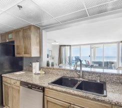 Номер Standard с балконом в Long Beach Resort 1-904