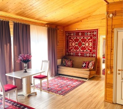 Трехкомнатный улучшенный комфорт с видом на горы | 3 этаж в Hayat Haus