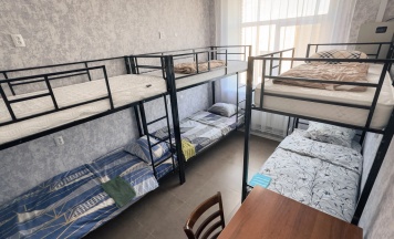 Bed in 6-Bed Mixed Dorm (общая ванная комната) в Тверца