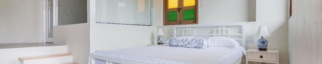 Номер Superior с балконом в O'nya Phuket Hotel
