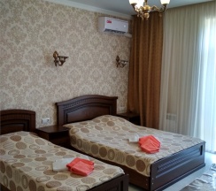 4-х местный с балконом в Континенталь