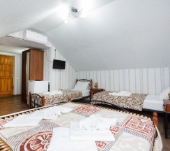 Четырехместный номер "комфорт" в Hotel-st