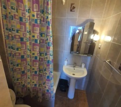 Четырёхместный номер Deluxe с красивым видом из окна в Пальмира
