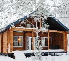 Большой Барнхаус Вдохновение в Вазуза Лав