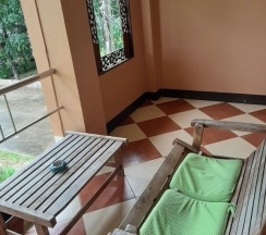 Двухместный номер Deluxe с балконом двуспальная кровать в Guesthouse Liam's Suan Dok Mai